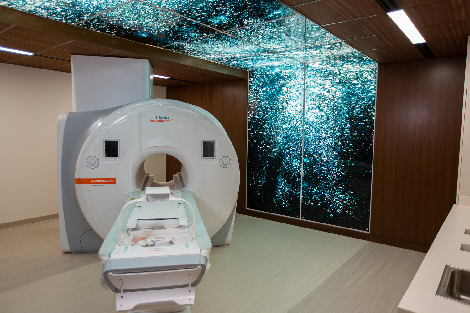 An imaging room within the Mayo Clinic's Mangurian Building