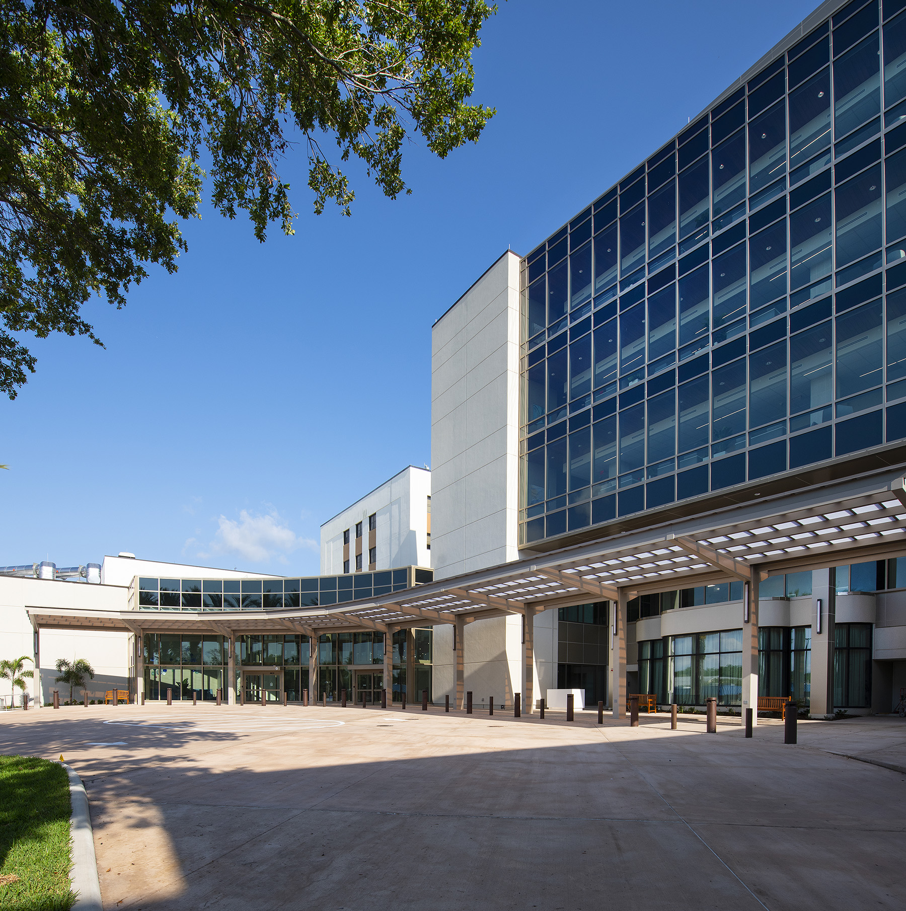 BayCare St. Anthony’s Hospital exterior