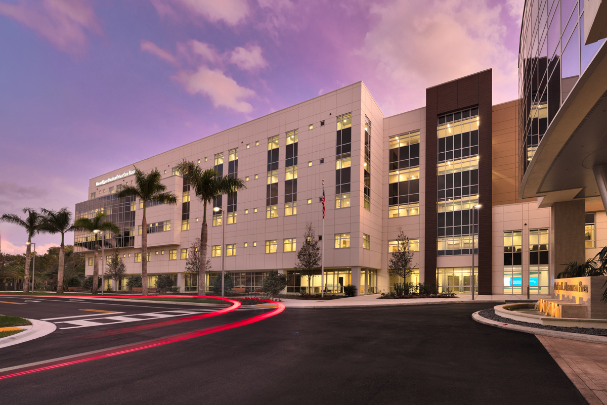 Jupiter Medical Center Tim and Jayne Donahue Patient Care Tower