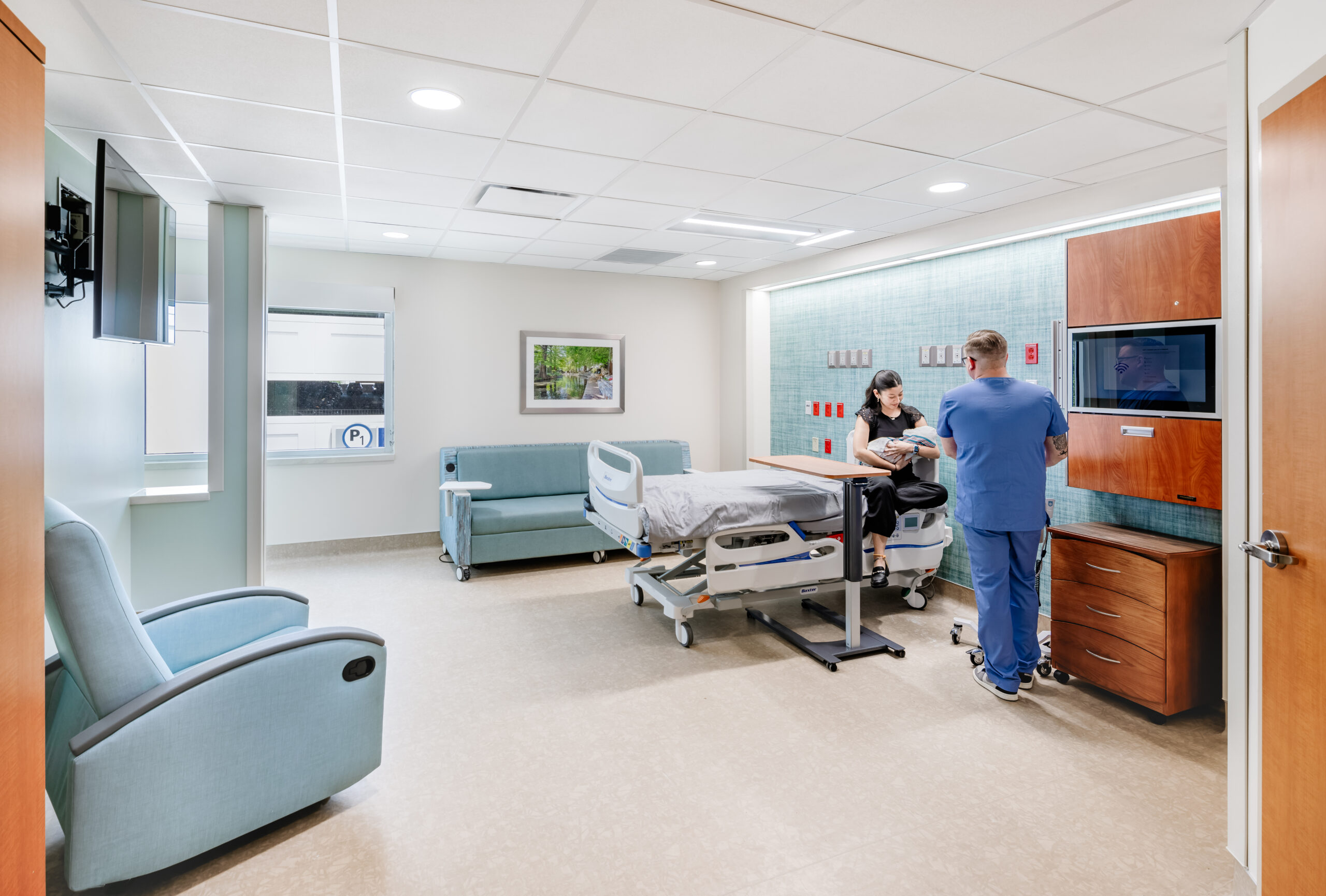 Photo of postpartum patient room