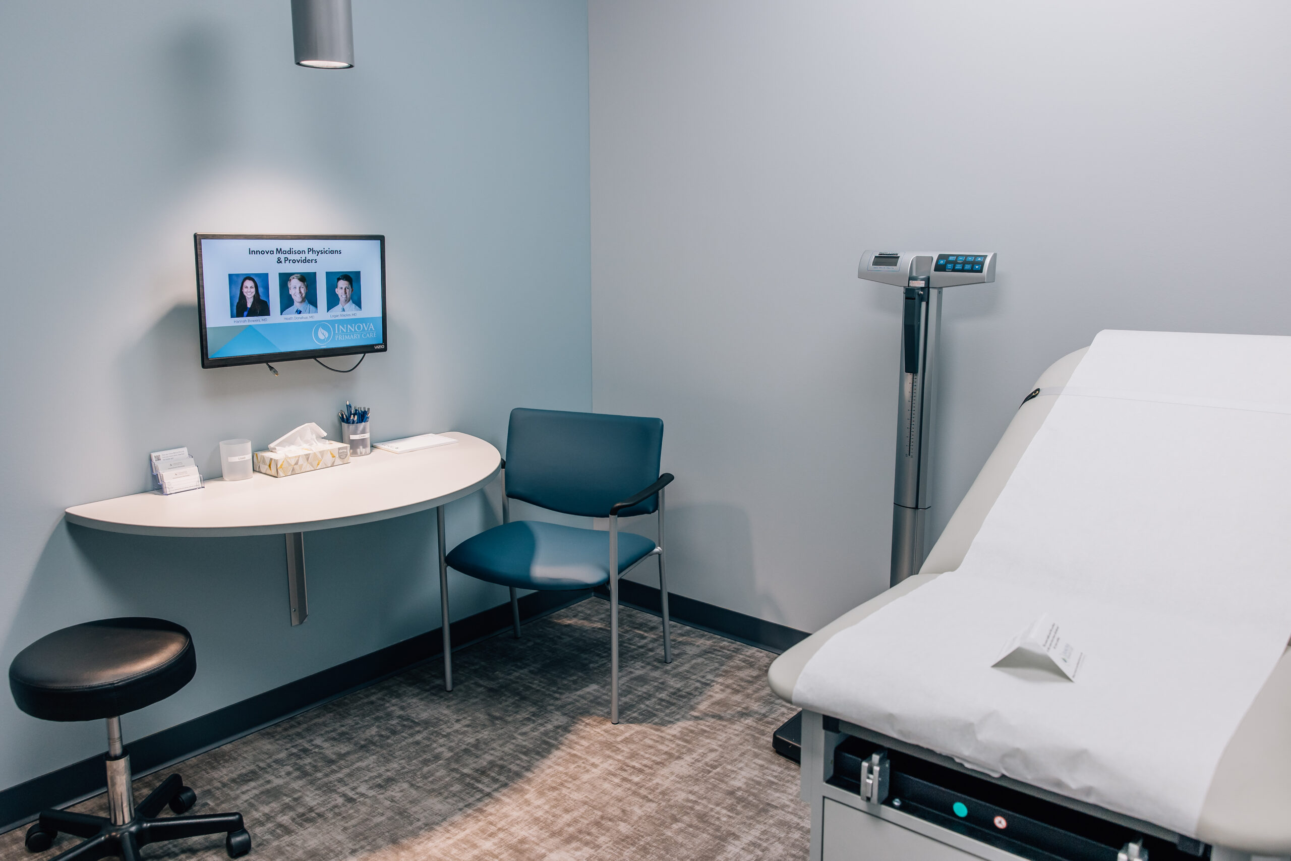 Image of a patient room within Innova Primary Care