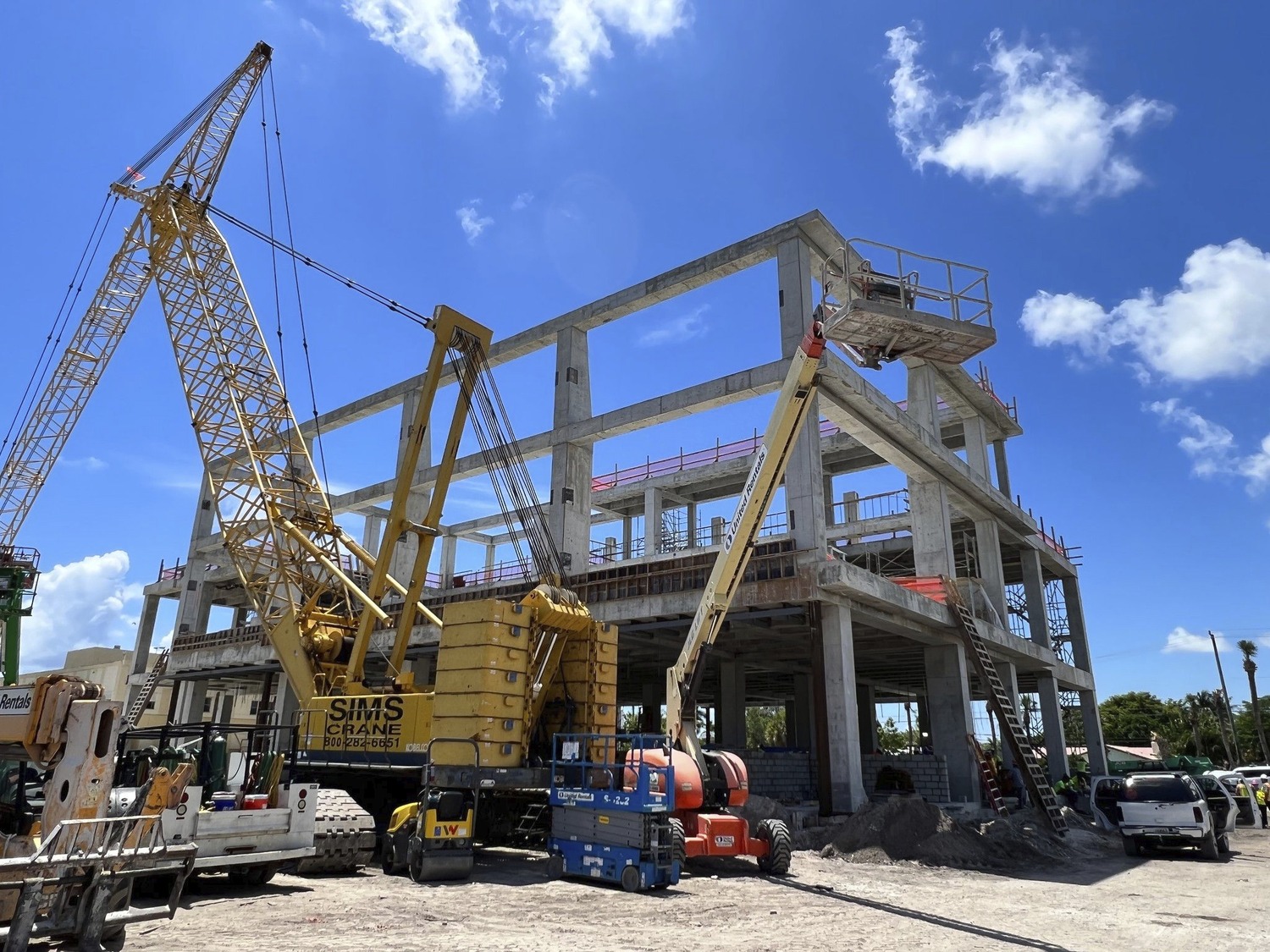 Gloria Drummond Patient Tower at Boca Raton Regional Hospital construction