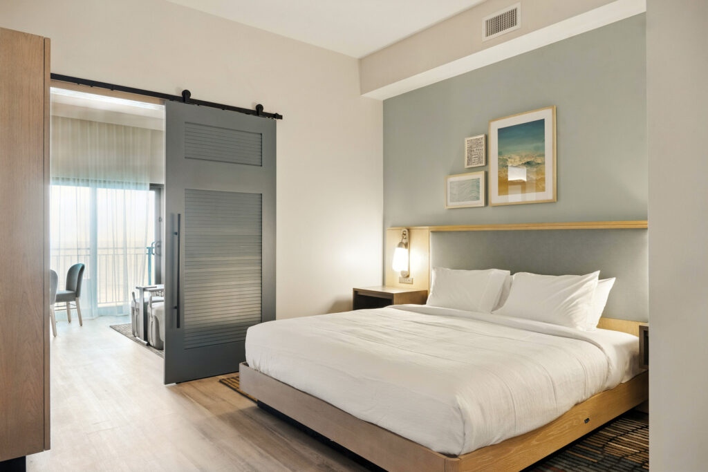 Embassy Suites Gulf Shores room
