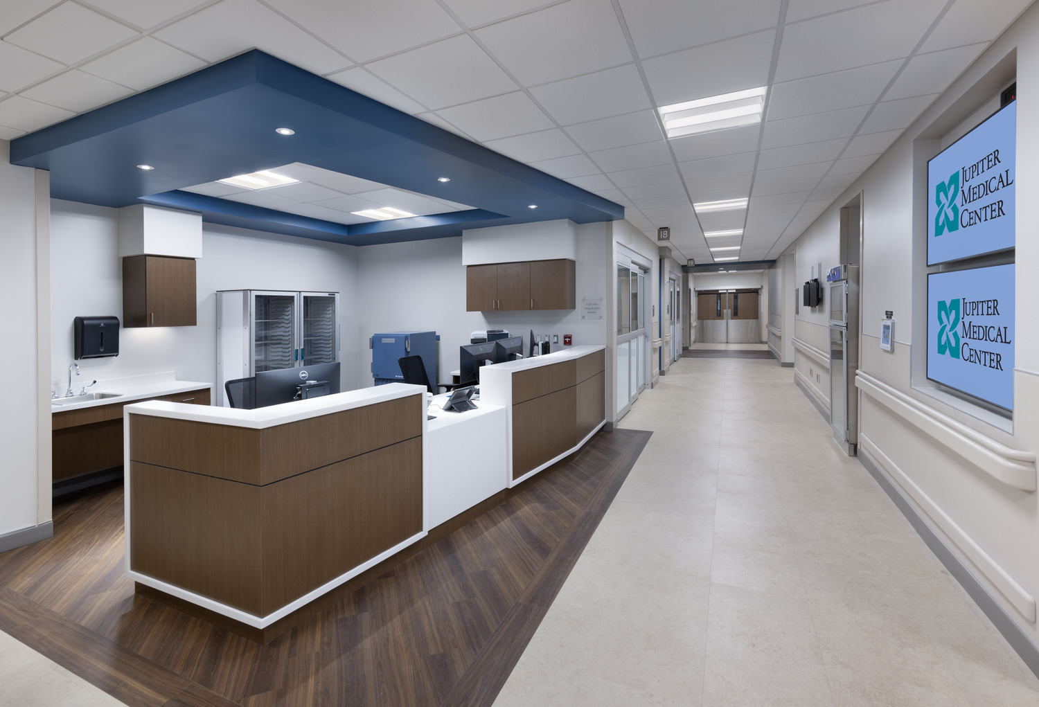 Jupiter Medical Center Johnny and Terry Gray Surgical Institute