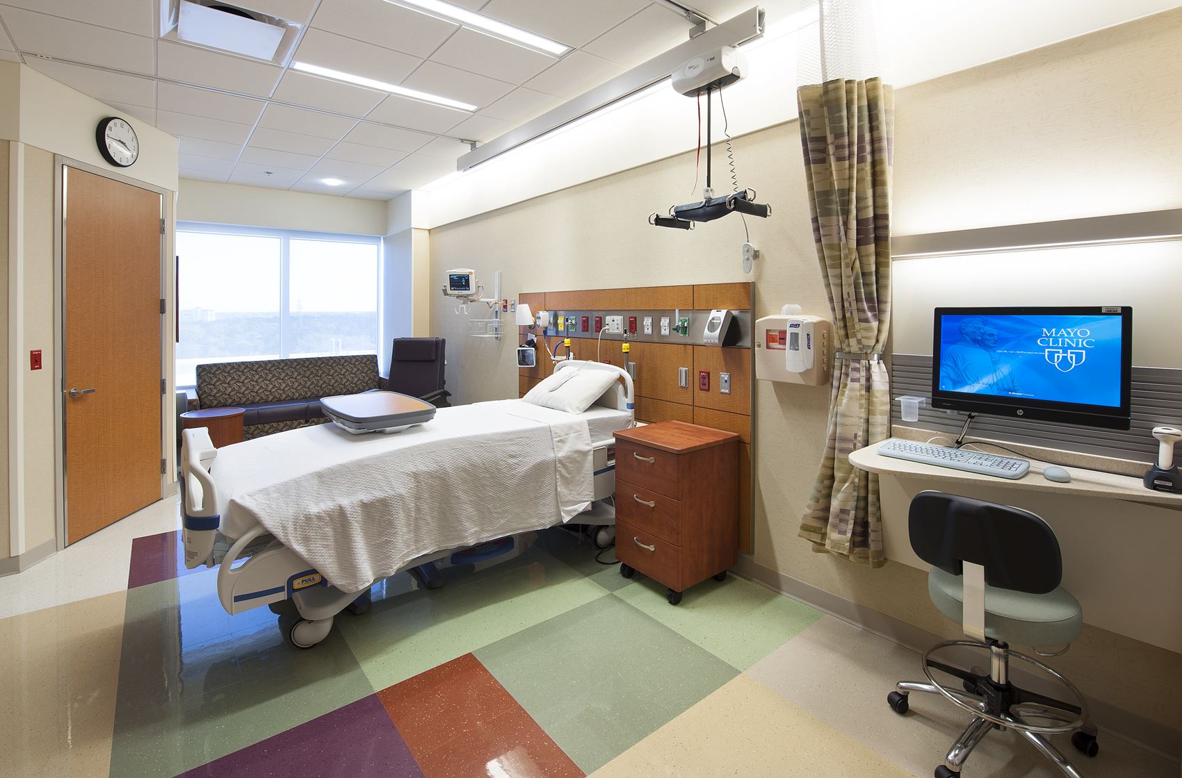Patient room at Mayo Clinic in Jacksonville