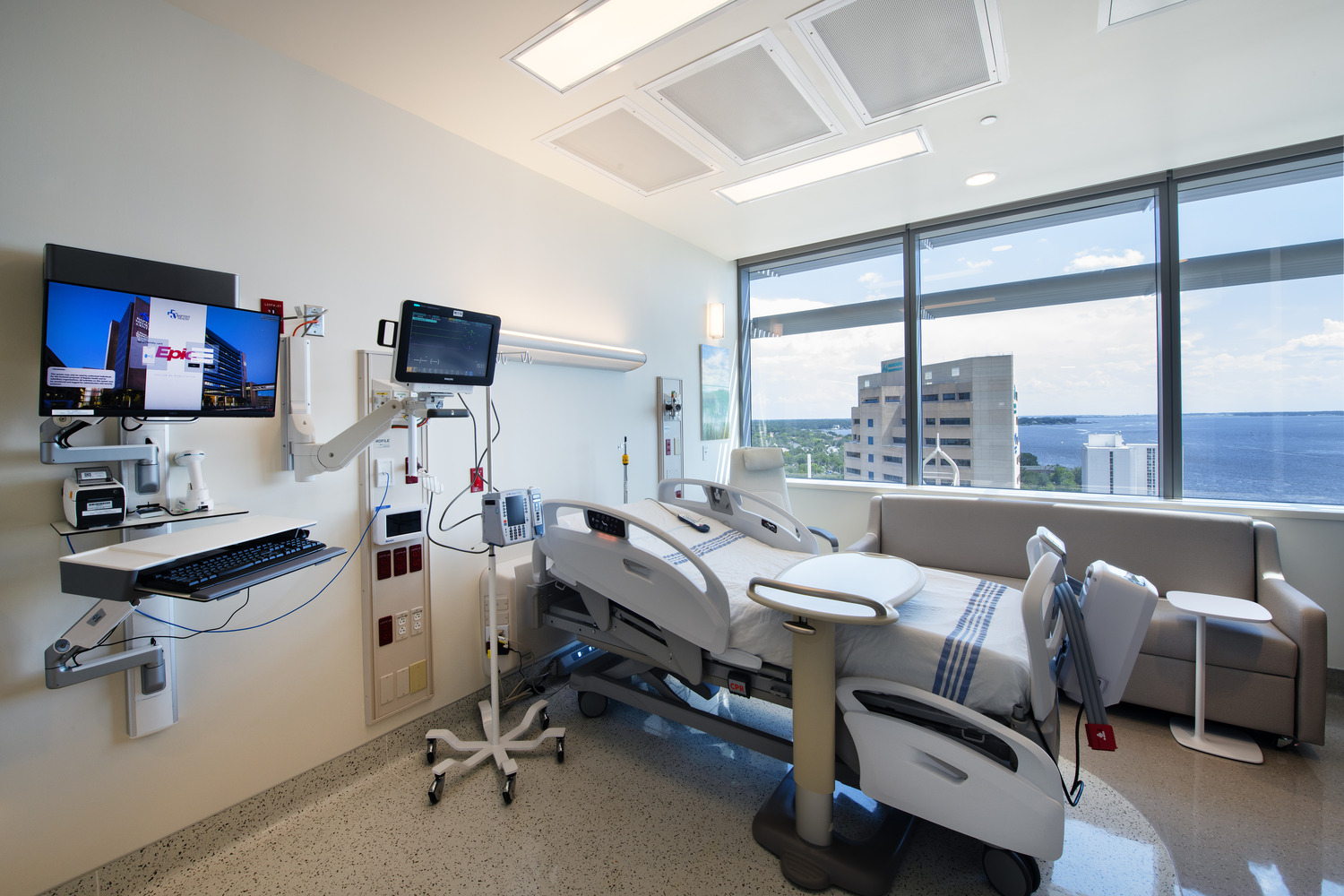 Baptist MD Anderson Cancer Center Transplant Nursing Unit renovation